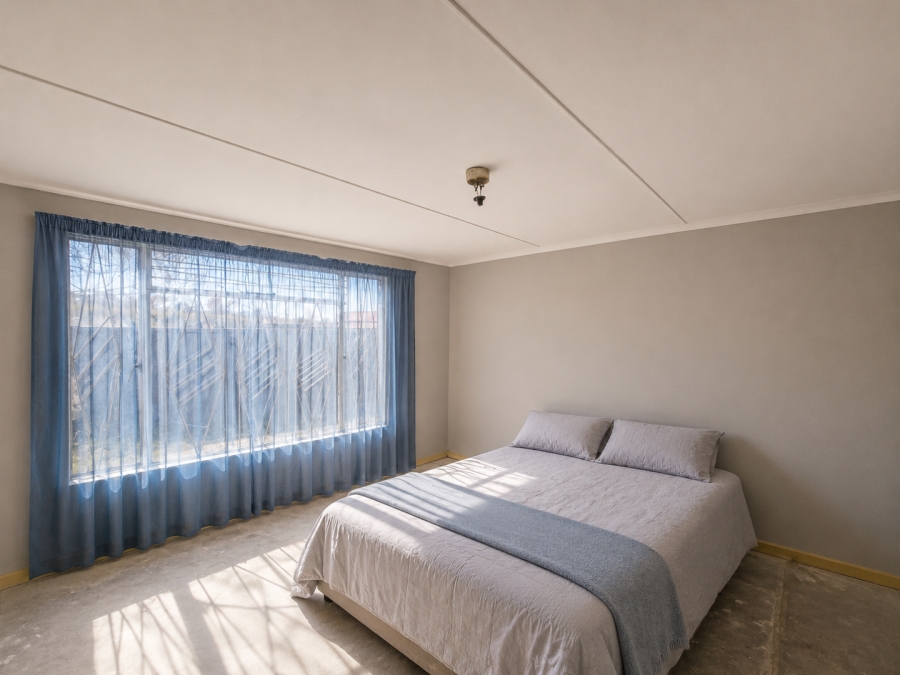 4 Bedroom Property for Sale in Ladybrand Free State